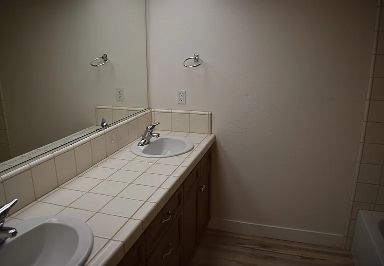6310 Diamond Ct — Photo 28