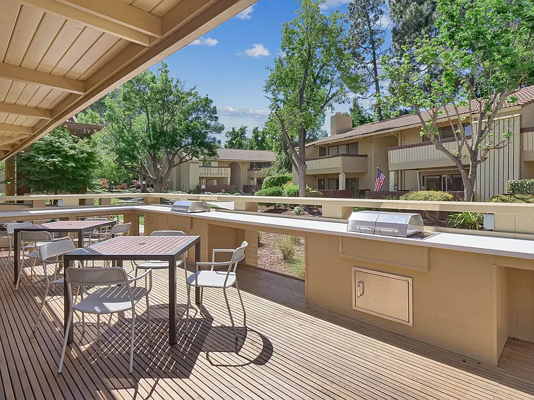 Summerwood Apartments — Photo 46