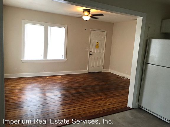4th image of 2700 17th St N