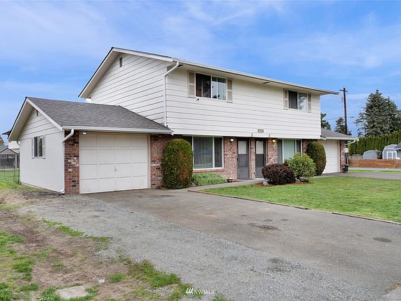 2 car driveway and extra parking in addition