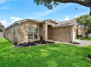 3511 Cypress Village Dr, Pearland, TX 77584