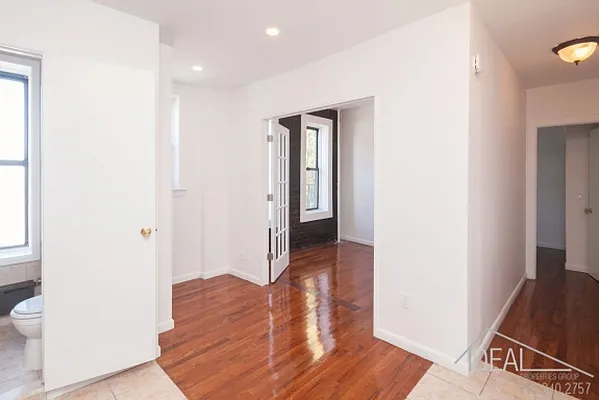 Rented by Ideal Properties Group | media 6