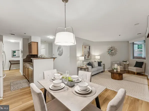 1001 N Vermont St APT 108, Arlington, VA 22201