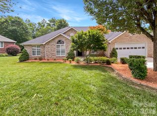 1326 Crown Ridge Dr, Fort Mill, SC 29708