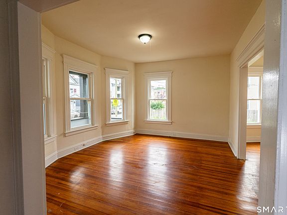 4th image of 337 Poplar Street