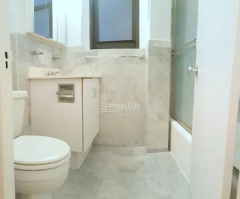 Rented by Manhattan Connection | media 13