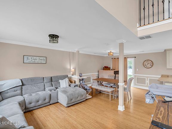 2nd image of 545 Hopedale Drive SW
