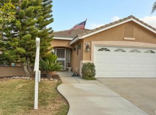 960 Bingham Dr, Corona, CA 92882