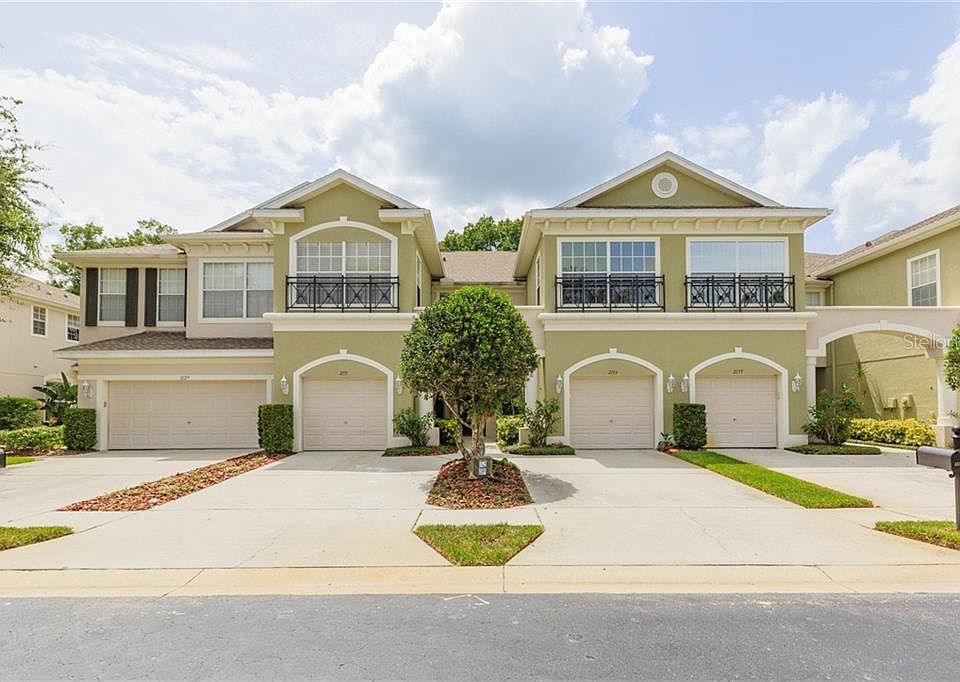 1st image of 2131 Park Crescent Dr