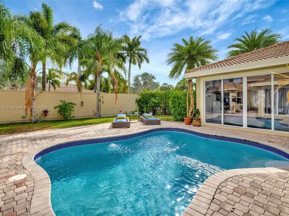5865 NW 125th Ave, Coral Springs, FL 33076