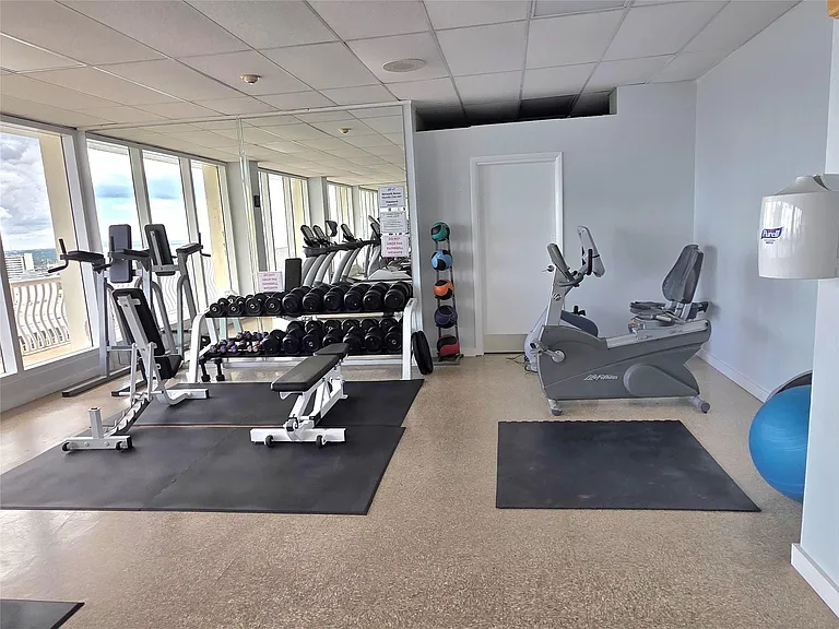 4020 Galt Ocean Dr #1210 — Photo 34