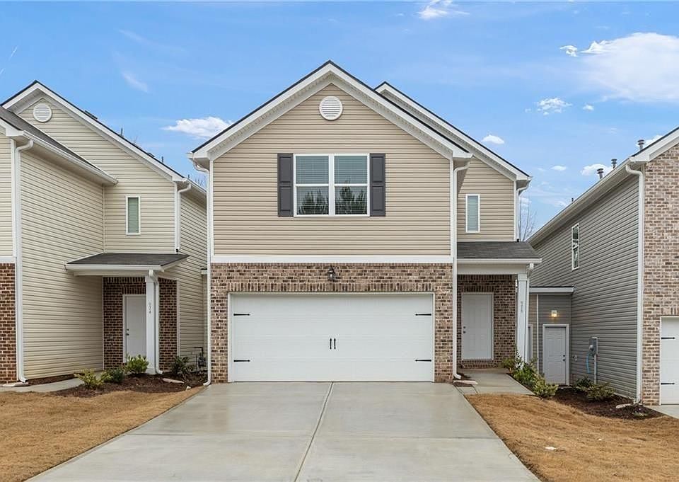 1st image of 1010 Valley Rock Dr