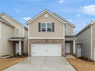 1010 Valley Rock Dr, Lithonia, GA 30058