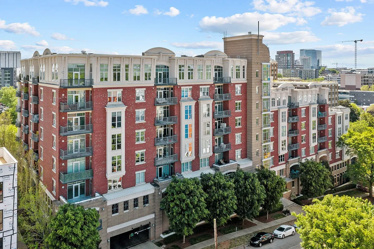 Building Photo - 618 N Boylan Ave #1028-D618