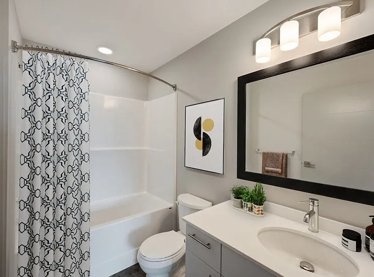 711 Treanor Ave — Photo 11