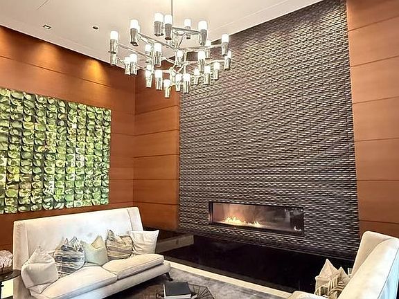 4th image of 1201 S Prairie Ave APT 1806