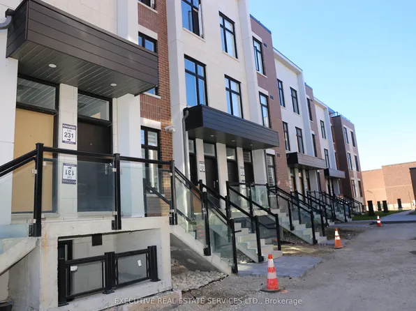 9580 Islington Ave N, Vaughan, ON