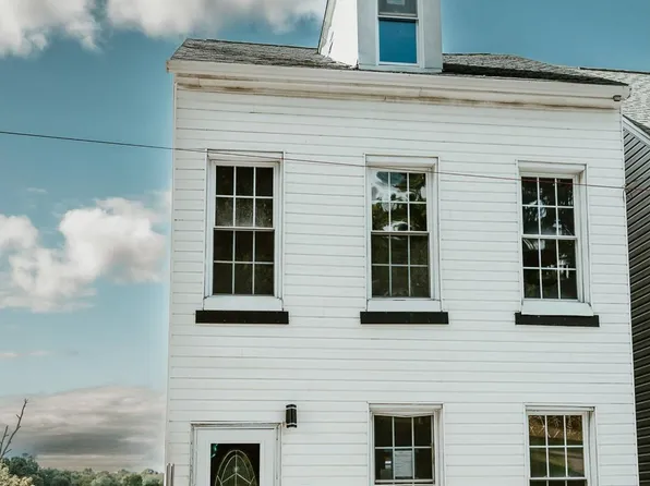 706 Schuylkill Ave, Pottsville, PA 17901