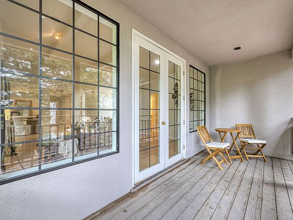 3rd image of 2606 El Cerrito St