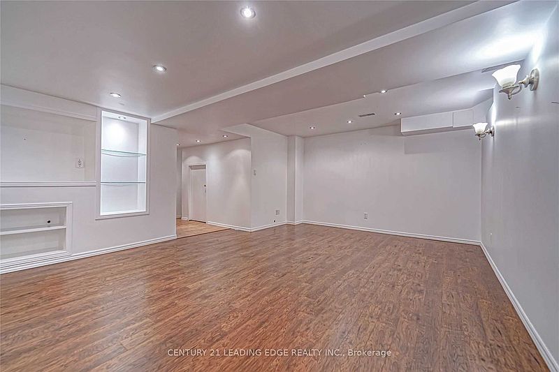Ajax House for rent - 4 Bedrooms — photo 38