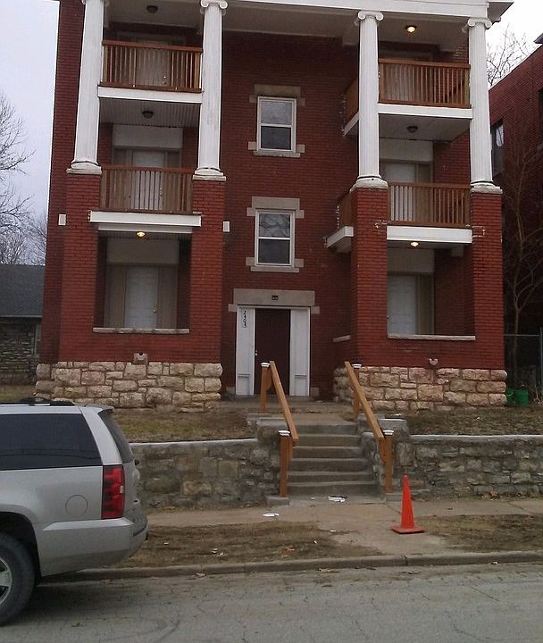 1st image of 2404 E 29th St #1E