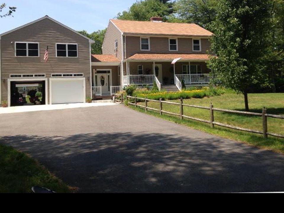 1st image of 44 Plain St E
