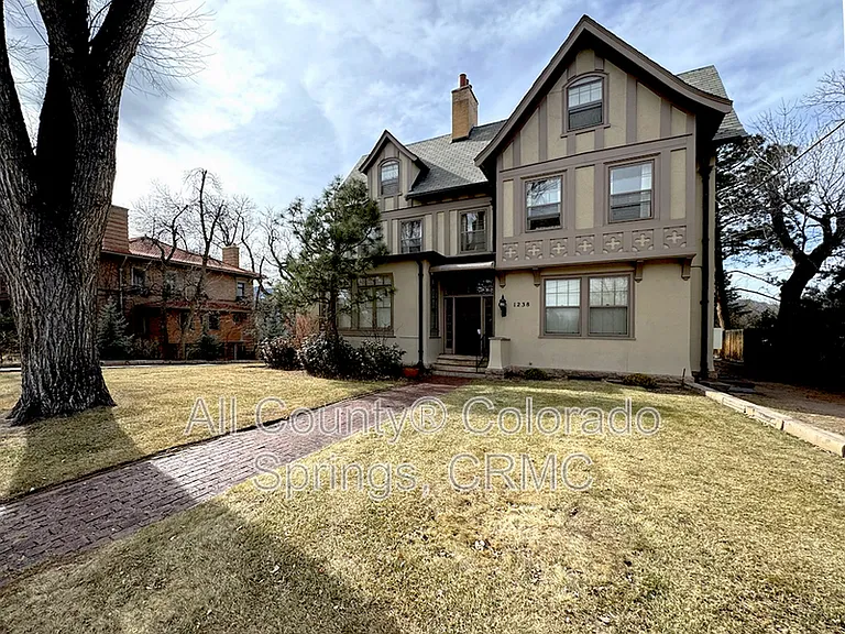 1238 Wood Ave #4 — Photo 5