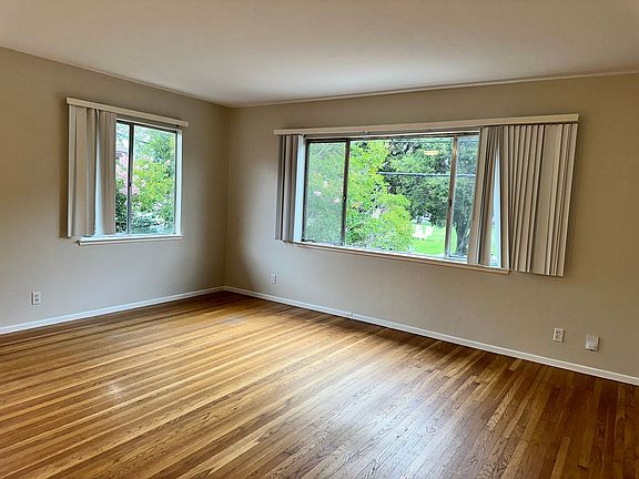 3rd image of 53 E Richmond Ave #53