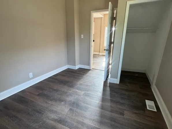 (undisclosed Address), Gary, IN 46408