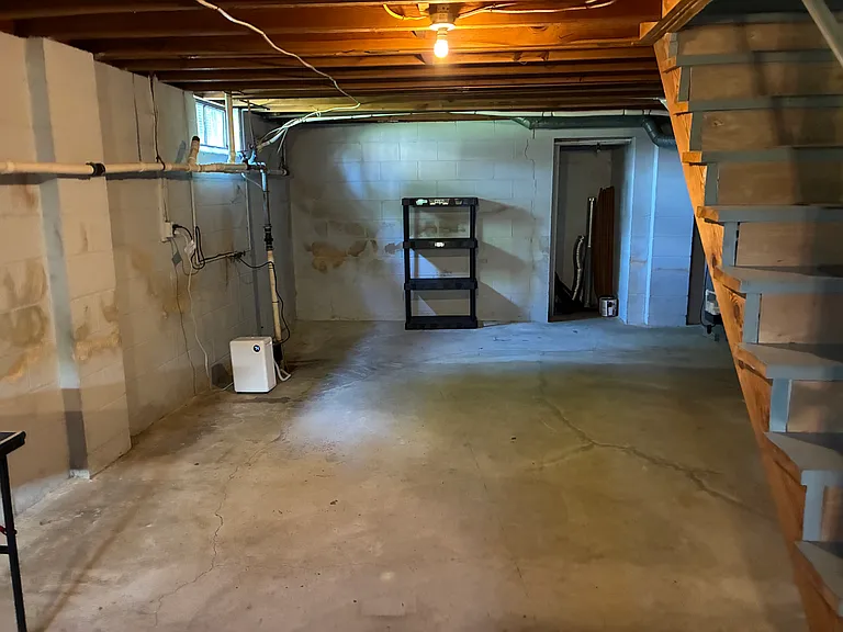211 Lincoln Dr — Photo 7