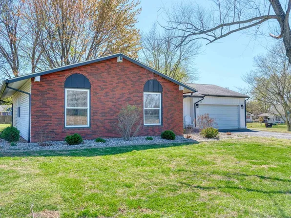 610 W Ford St, Energy, IL 62933