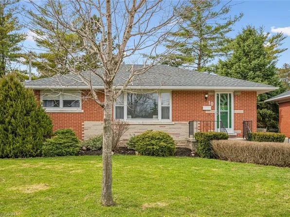 10 Paul Ave, Guelph, ON N1E 1S2
