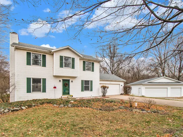 1535 Harrah Rd, Niles, MI 49120