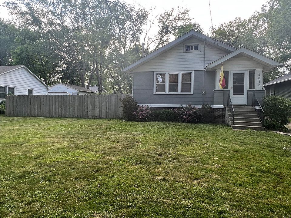 2016 30th St, Des Moines, IA 50310 Zillow