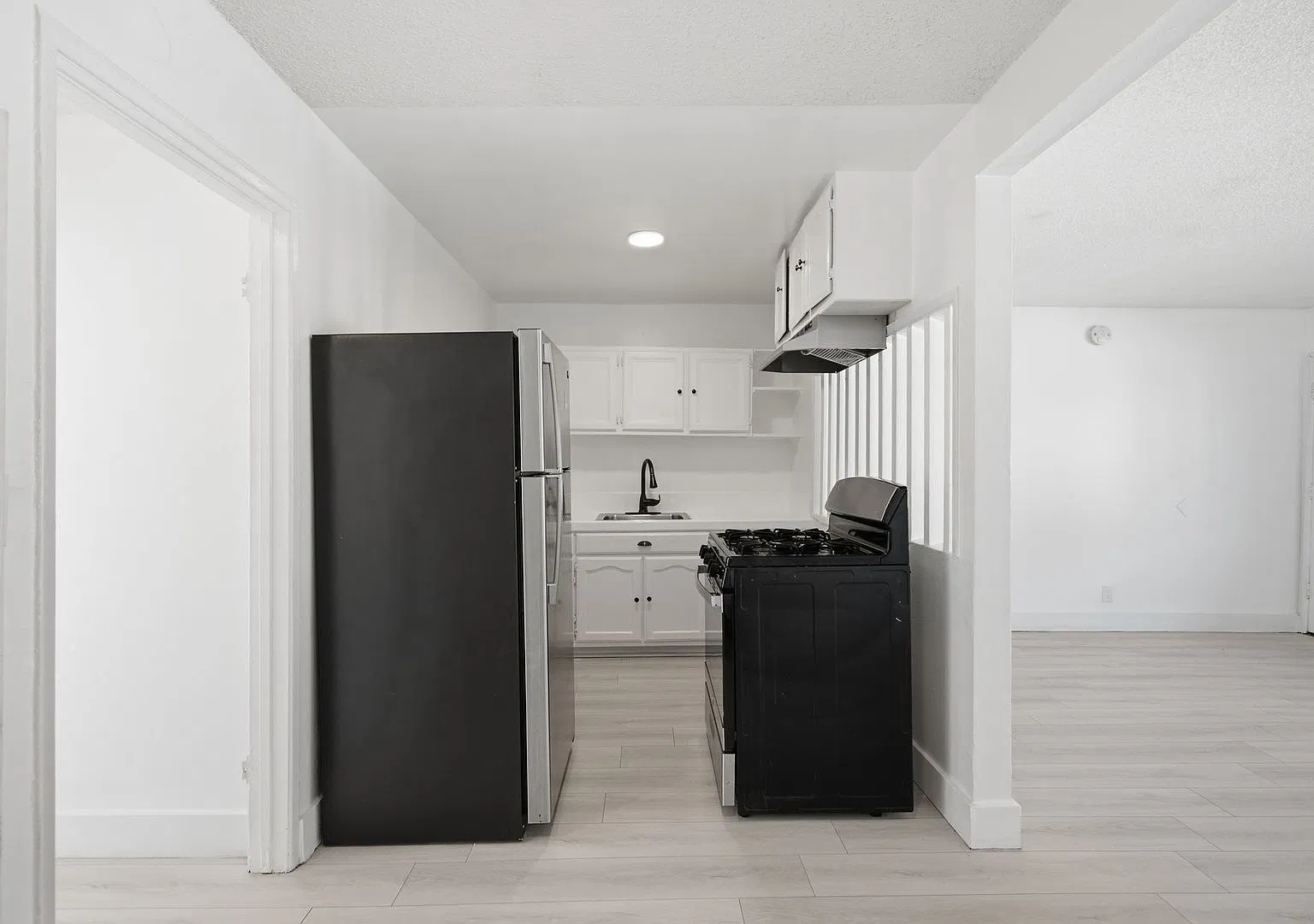 3318 Drew Street — Photo 3