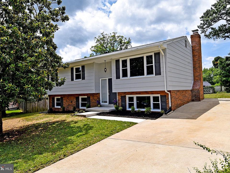 1st image of 13110 Wellford Dr