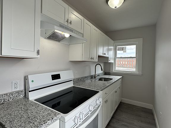5th image of 1870 Purchase St #7