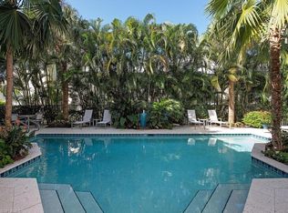 420 2nd St S #102, Naples, FL 34102