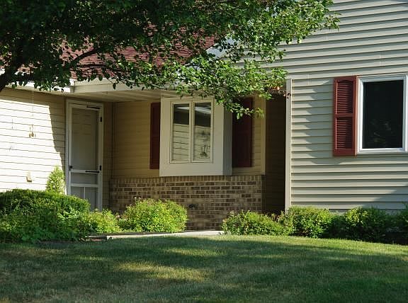 2nd image of 107 Buckingham Ct #207