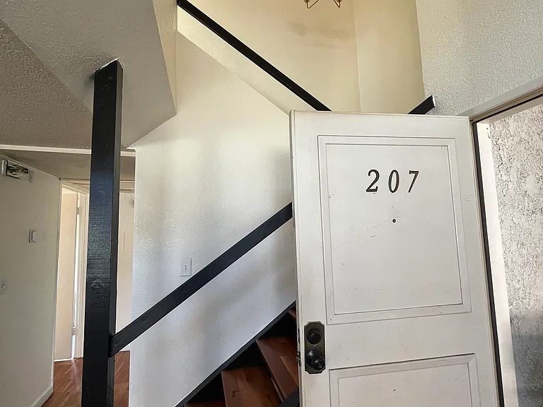 15946 Vanowen St #207 — Photo 20