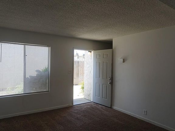4th image of 4132 Parker Ave #C