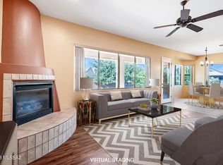 1090 W Mountain Nugget Dr, Green Valley, AZ 85614