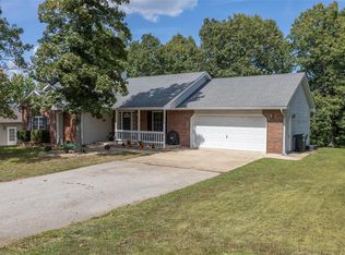 17025 Lensman Rd, Saint Robert, MO 65584