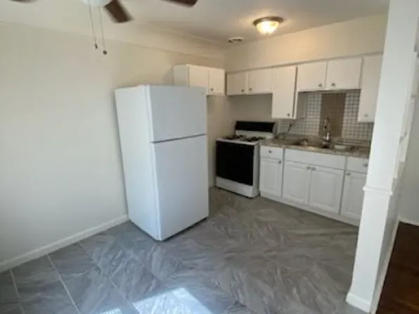 4824 Stewart Ave, Cincinnati, OH