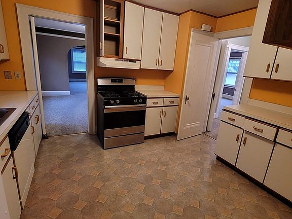 4th image of 1616 Benton St APT 2