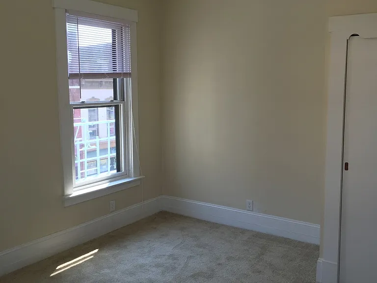 701 Madison Ave — Photo 10