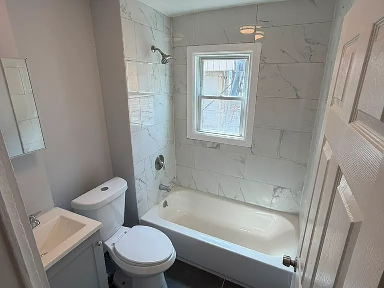 326 Grand St #2F — Photo 3
