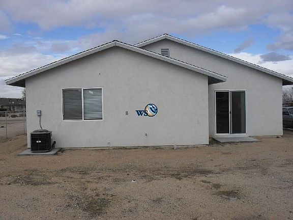 Nice, newer 3-bedroom Hesperia home - Photo 4