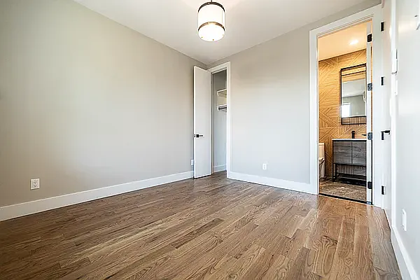 Rented by Friedman Mayer, LREB | media 10