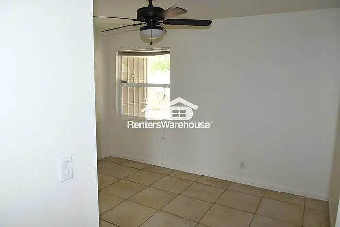 938 N Evergreen Ct — Photo 9